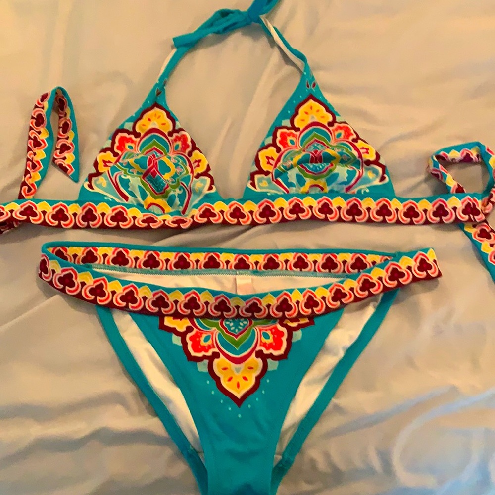 Victoria’s Secret bikini, size M
